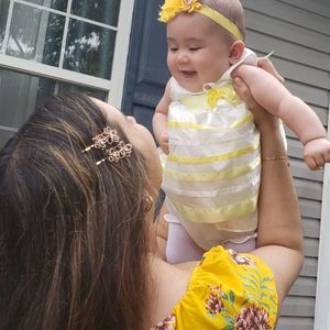 Meet your Posher, Yisel